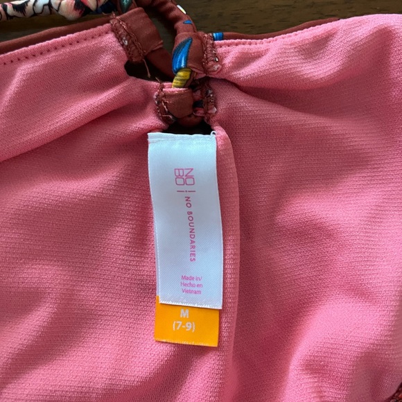 2-piece bikini set new without tags - size M (7-9) - Picture 4 of 10